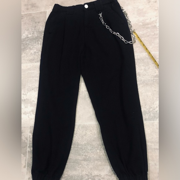 🎉HP🔥HOT TOPIC🔥Black Denim Chain Jogger Pants🔥Measurements in Pics🔥 - Picture 6 of 15